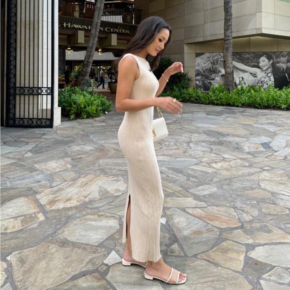 Quince Cotton and Cashmere Maxi Dress - Picture 2 of 2